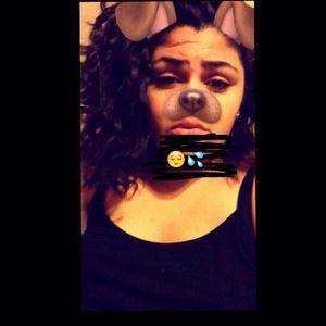 Meet your Posher, Alisha